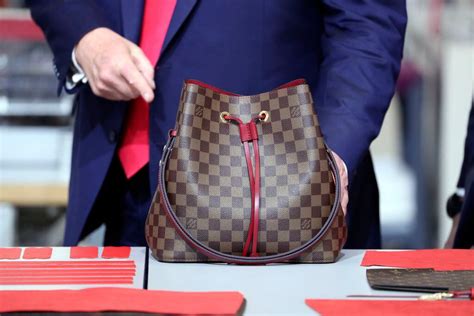 salary louis vuitton sales associate|Louis Vuitton glassdoor.